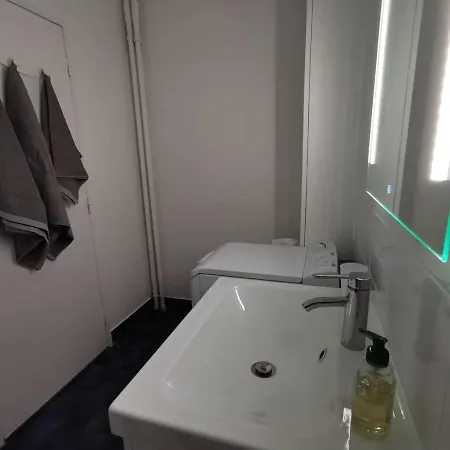 Apartman Studio Parisien Agreable Et Confortable